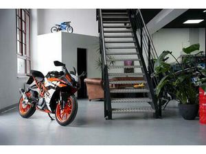 KTM RC390R | ABS | 1. HAND | 24 KM | LIMITIERT |