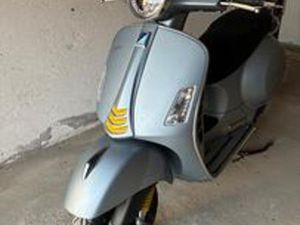 PIAGGIO VESPA 300 GTS HPE - 2022