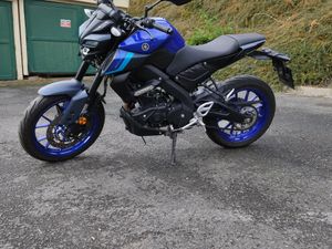 YAMAHA MT-125