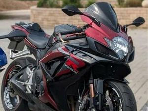 SUZUKI WINTERPREIS GSX-R 750 K6/K7 CANDY SONOMA ROT