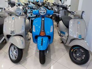 VESPA GTS 310 HPE SUPER SPORT AZZURRO NAPOLI - PRONTA CONSEGNA BLU/AZZURRO