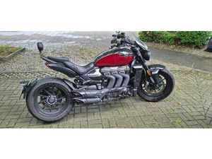 TRIUMPH ROCKET 3 STORM GT