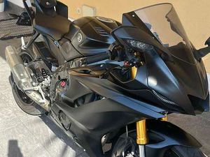 YAMAHA YZF-R6 BLACK NERO