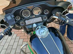 HARLEY-DAVIDSON ELECTRA GLIDE FLHTI STANDARD VERDE
