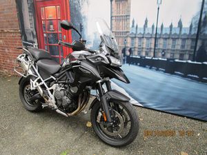 TRIUMPH TIGER 1200 GT PRO