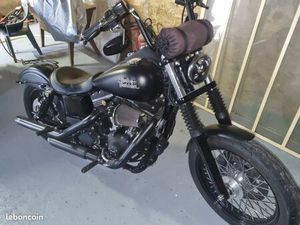 HARLEY DAVIDSON STREETBOB EXCELLENT ÉTAT