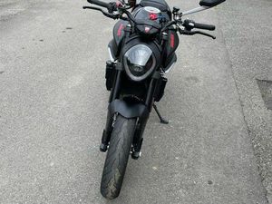 DUCATI MONSTER 937
