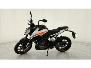 KTM 390 DUKE