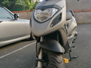 SCOOTER KSR PANDORA 50 CC – EXCELLENT ÉTAT (PREMIER PROPRIÉTAIRE) + GANT EN CUIR NEUF