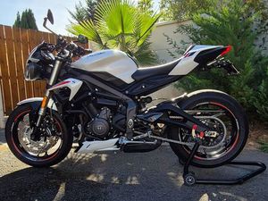 STREET TRIPLE 660S