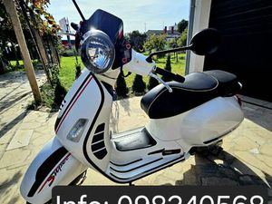 VESPA GTS 300 SUPER, 2016 GOD.