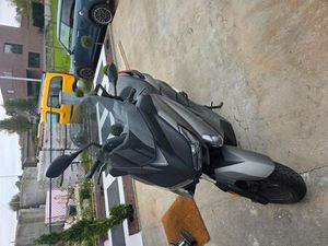 ② YAMAHA XMAX125