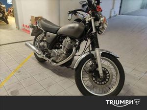 YAMAHA SR 400