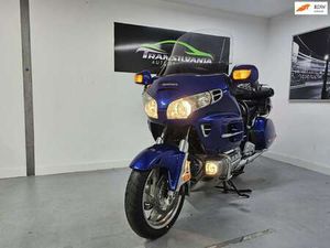 HONDA GL 1800 GOLD WING DUAL C-ABS DELUXE BLAUW
