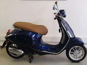 VESPA PRIMAVERA 125