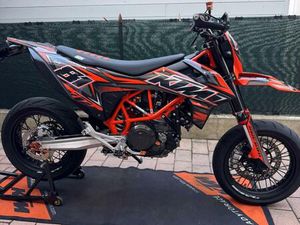 VENDO KTM 690 SMC R (2021 - 22) USATA A RAVENNA (CODICE 9852552) - MOTO.IT