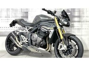 VENDO TRIUMPH SPEED TRIPLE 1200 RS (2021 - 24) USATA A CASALGRASSO (CODICE 9852665) - MOTO.IT