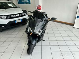 YAMAHA T MAX 530 2019