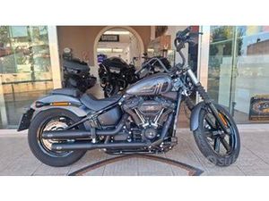HARLEY-DAVIDSON SOFTAIL STREET BOB