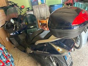 HONDA SILVER WING 600