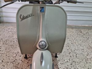 1955 VESPA 150 VL1T STRUZZO