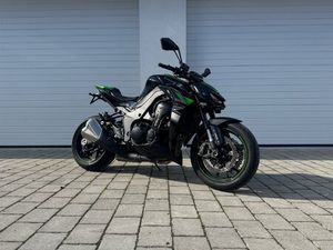 KAWASAKI Z1000