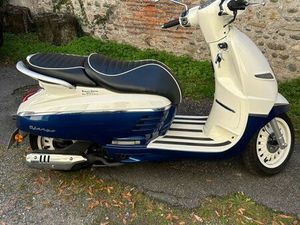 PEUGEOT DJANGO 125 – 982 KM – TOP CASE OFFERT – ÉTAT NEUF
