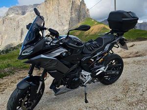 BMW F900XR (A2) TRIPLEBLACK VOLLAUSSTATTUNG GARANTIE