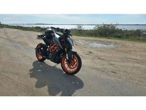 KTM DUKE 390