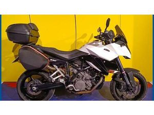 VENDO KTM 990 SUPERMOTO T ABS (2011 - 13) USATA A SAN GIORGIO IN BOSCO (CODICE 9854138) - MOTO.IT