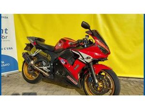 VENDO YAMAHA YZF R6 (2003 - 04) USATA A RIVAROLO CANAVESE (CODICE 9854131) - MOTO.IT