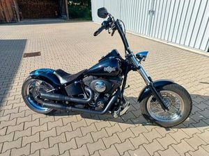 HARLEY DAVIDSON NIGHT TRAIN.