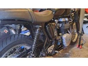 THRUXTON 900 (2004 - 15)