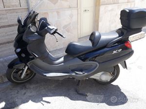 PIAGGIO X9