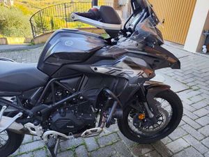 VENDO BENELLI TRK 502X (2021 - 25) USATA A CAPRAIA E LIMITE (CODICE 9854148) - MOTO.IT