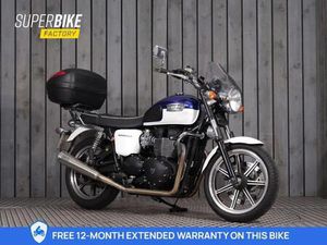 TRIUMPH BONNEVILLE 900