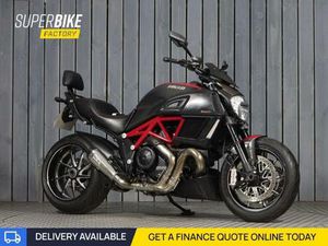 DUCATI DIAVEL CARBON
