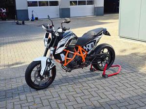 KTM 690 DUKE TOUR LAGE KM STAND! WIT