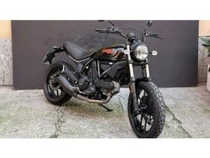 VENDO DUCATI SCRAMBLER 400 SIXTY 2 (2016 - 21) USATA A MILANO (CODICE 9853757) - MOTO.IT