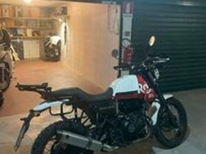 ROYAL ENFIELD SCRAM HIMALAYAN 411 WHITE FLAME