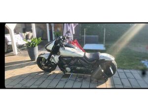 SUZUKI INTRUDER 1800 UMBAU