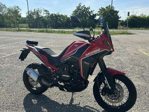 MOTO MORINI X-CAPE CERCHI A RAGGI