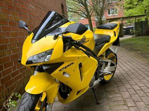 HONDA CBR 600 RR PC37