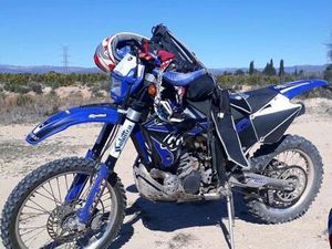 GASGAS EC300 BLAU 2. HAND SEHR GUTER ZUSTAND EC 300 HU 11/26