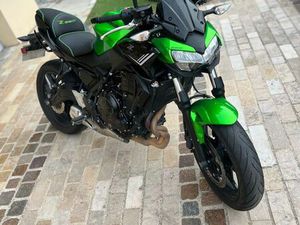 KAWASAKI Z650 A2