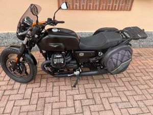 MOTO GUZZI V 7 STONE DEL 2022