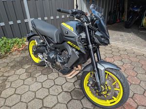 YAMAHA MT09 RN43 BJ 2018