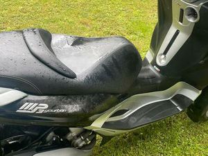 ② PIAGGIO MP3 300 YOUBAN (2013) MOINS DE 100KM AU COMPTEUR