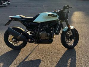 HUSQVARNA VITPILEN 701