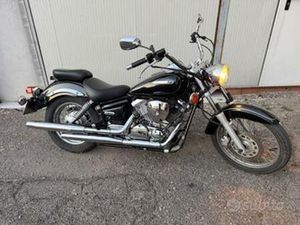 YAMAHA XVS 125 DRAG STAR